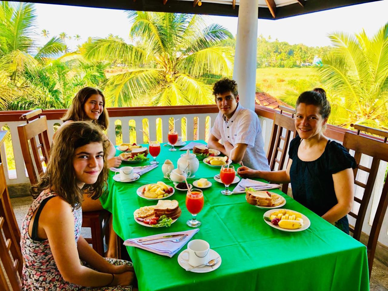 فندق Island House ديكويلاّ تين المظهر الخارجي الصورة
